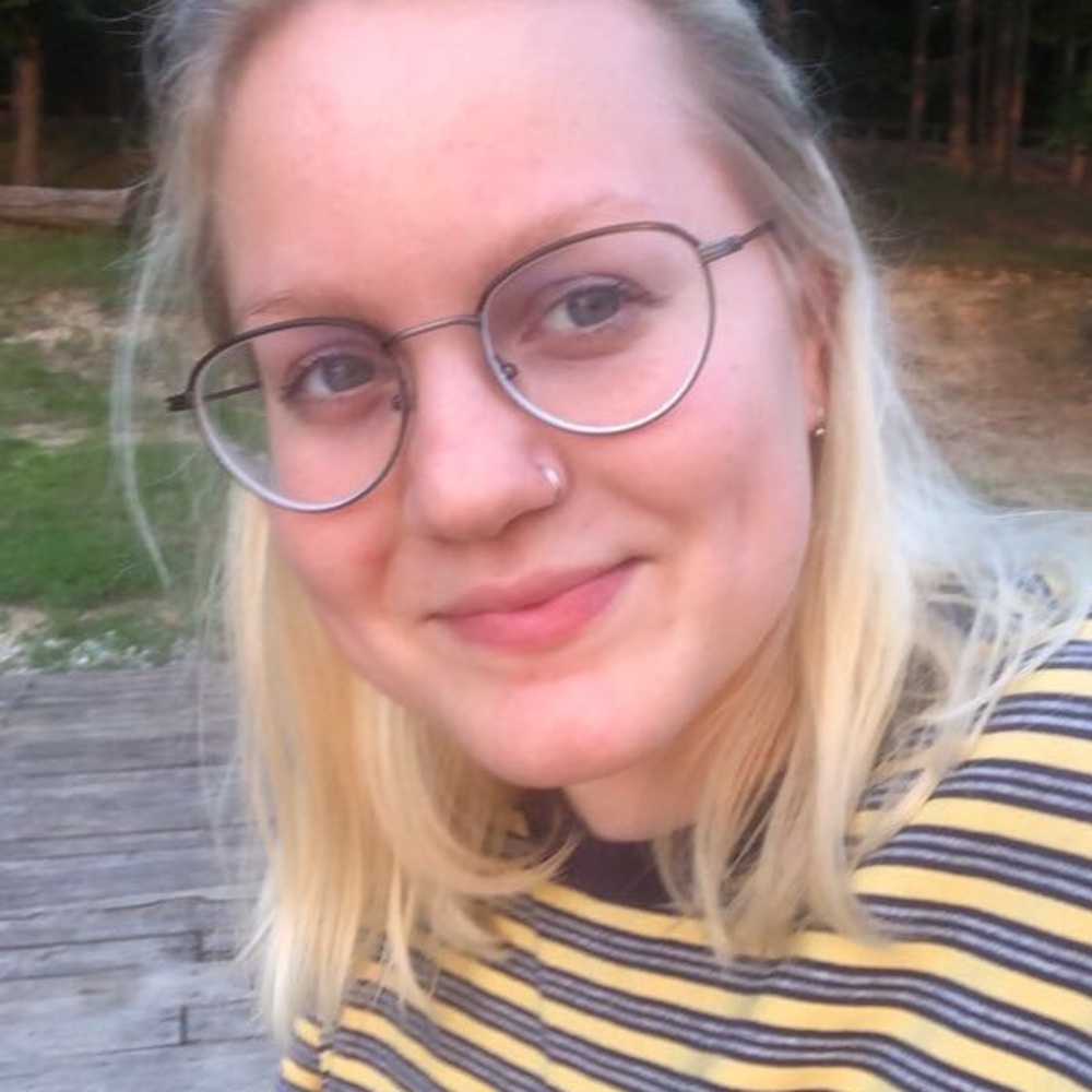 Meet your Posher, Anna